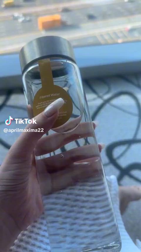 AprilMaximaVIP - For more tiktok flash vids check my likes on TT