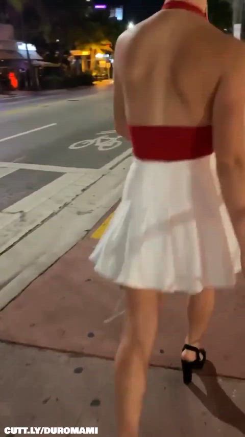 amateur ass asshole bending over flashing public pussy teen upskirt walking amateur-girls