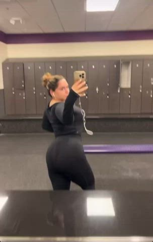 ass gym latina ponytail clip