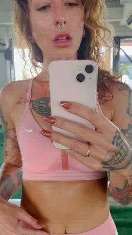 curly hair fit fitness gym leggings milf tattoo tattooed yoga yoga pants clip