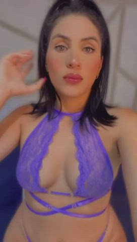 A sweet girl who wants to make mischief https://chaturbate.com/agatha_taylor_/
