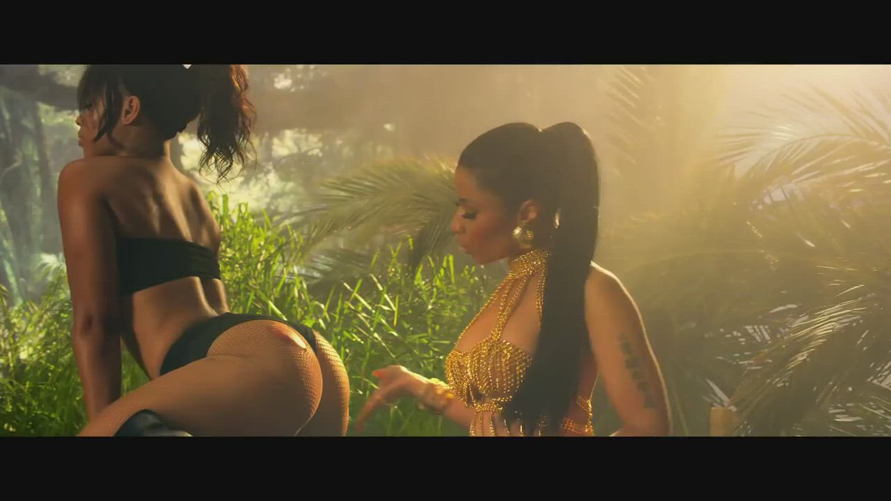 Big Ass Lesbian Nicki Minaj Spanking clip