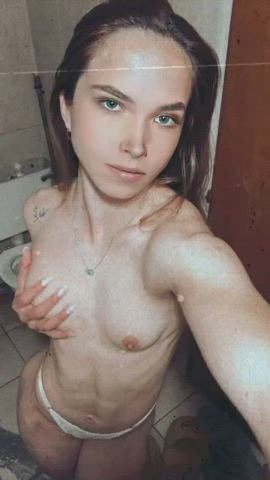 abs fitness muscular girl small tits solo tiktok clip