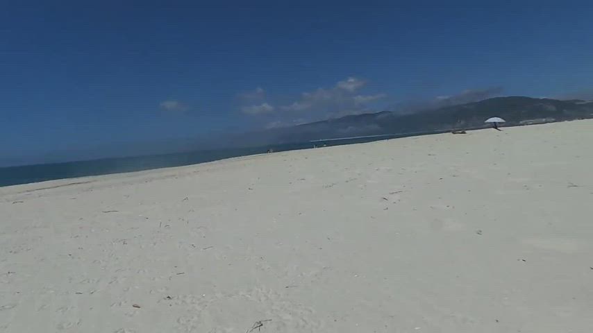 Beach Naked Pissing Public clip