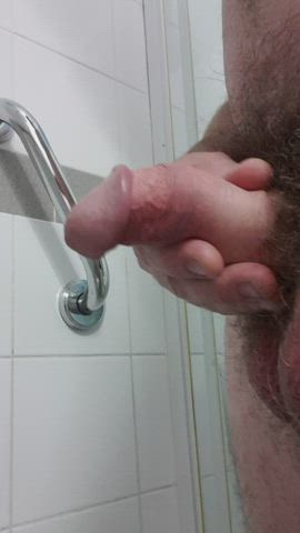 This is what a pierced dick looks like pissing without jewellery, hope you little