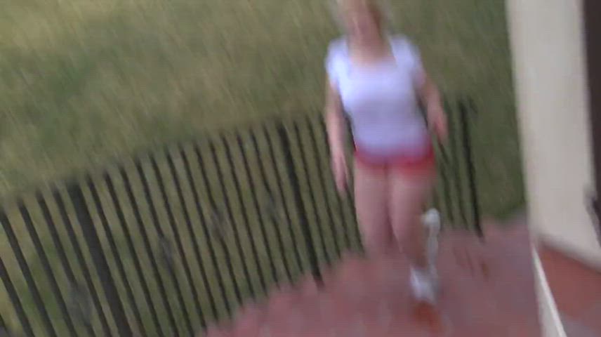 Siri Dahl running up the stairs