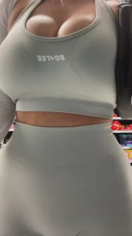ass big tits boobs grocery store tits workout clip
