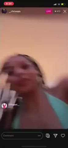 boobs cleavage nipslip clip