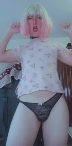 big ass bouncing dancing femboy sissy clip