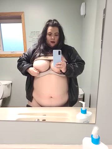 bbw big tits flashing public saggy tits work clip