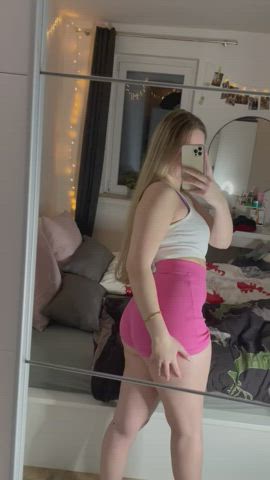 how do you like my pink shorts?