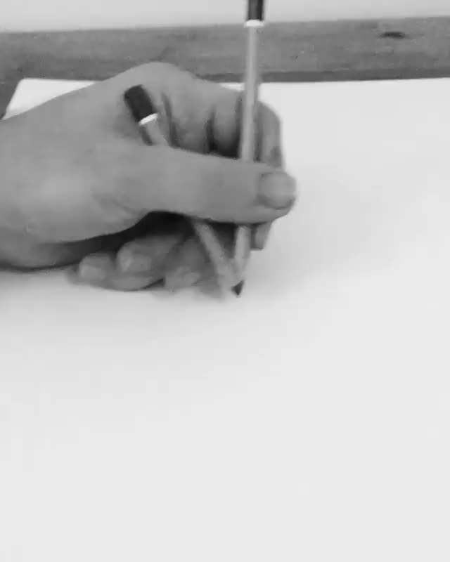2 pencils 1 hand