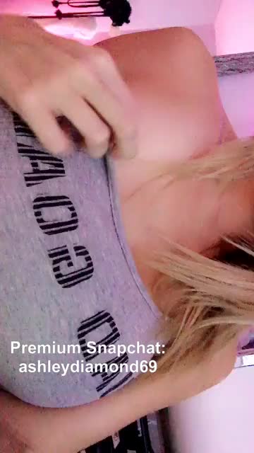 i love licking my nipples by ashleydiamond69 on Snapchat