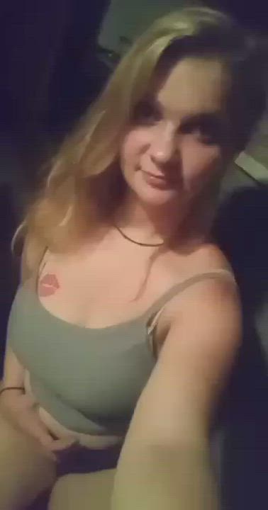 Big Tits Bouncing Tits Cum On Tits clip