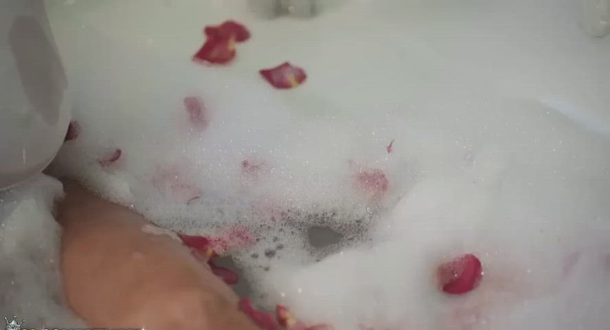 Alura Jenson Bathroom Bathtub Fake Boobs Fake Tits clip