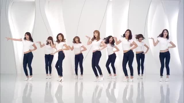 Girls' Generation 少女時代 'Gee' MV (JPN Ver.)