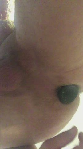 Woke up and after after resting my hole for a few hours I decided to see how it was
