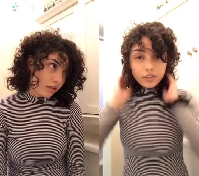  #duet #foryou #foryoupage #new #featureme #trend #chain #feature #challenge #curlyhair