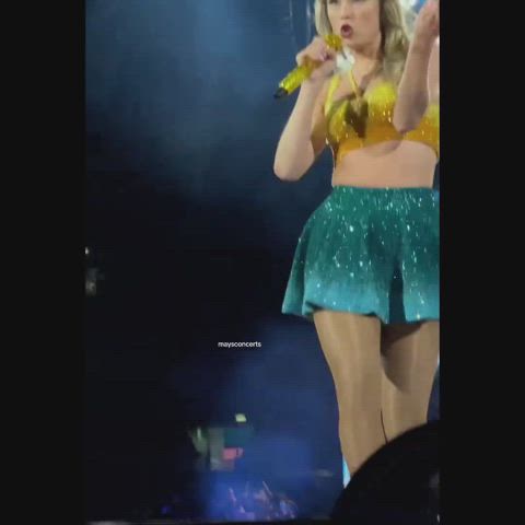 ass celebrity taylor swift clip