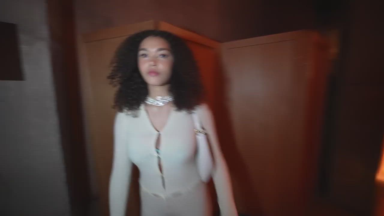 Cute Solo Tits clip