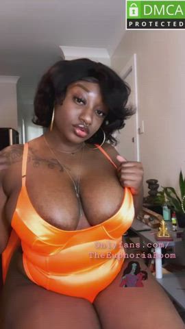 Big Nipples Big Tits Boobs Cute Ebony Tease clip