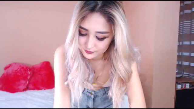 Watch Wild_Hong live on Chaturbate!