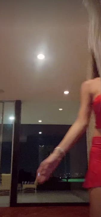 Clothed Dancing Girls clip