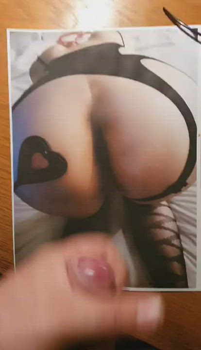 Submission: Cumming on Miss Peach's sexy ass