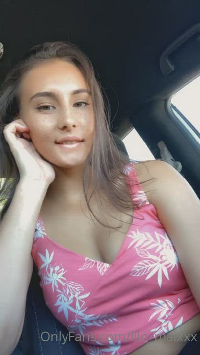 18 Years Old Amateur Flashing Homemade Nipple Play OnlyFans Public clip