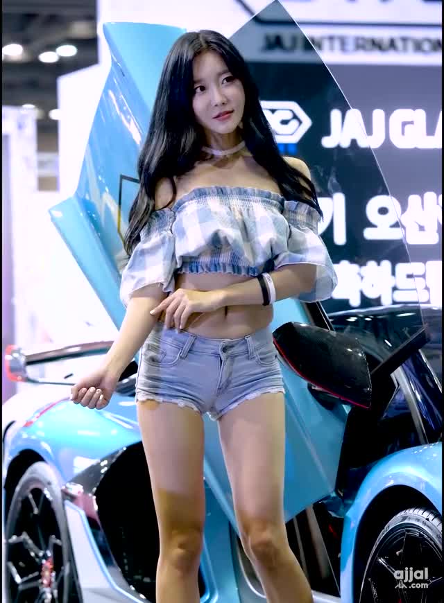 레이싱모델 최슬기 Model Choi Seulgi '2019 Auto Salon Autoweek (4)