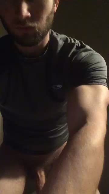 Do you like this hot vid of me slapping my big cock and flexing my huge biceps? ??