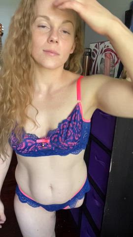 amputee amputeegirl beautiful pretty redhead smile disabled clip