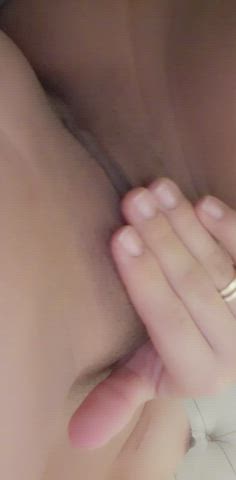 Clit Clit Rubbing Close Up Fingering Latina Masturbating Pussy clip