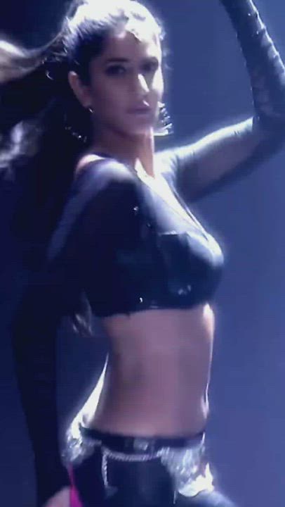 This is how Katrina Kaif comes in our dreams ...teasing us with sexy moves and heavenly