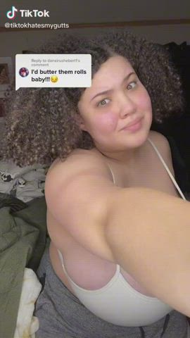 Big Tits Chubby Cleavage Clothed Huge Tits TikTok clip