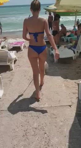 Ass Beach Bikini Blonde Small Tits clip