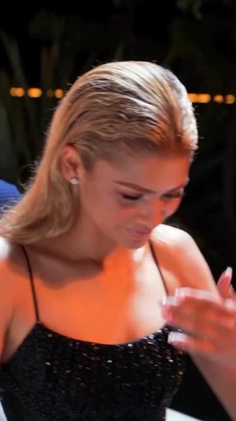 celebrity sexy zendaya clip