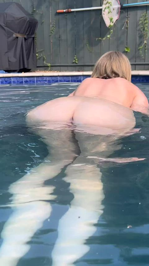 anal ass babe big ass big tits doggystyle pool pussy swimming pool tits clip