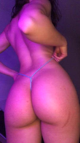 For all the guys who love latina ass