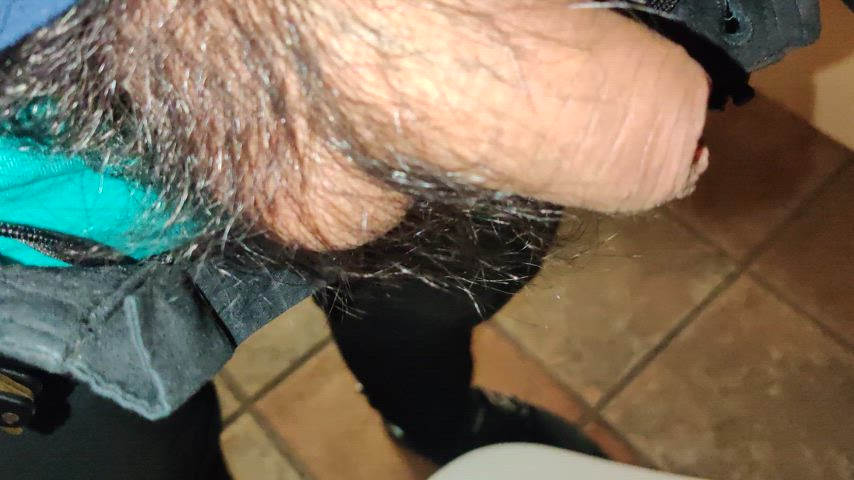 How do you think my uncut cock looks taking a leak???