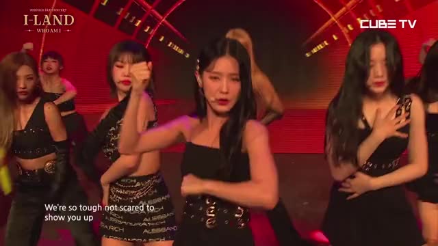 (G)I-DLE - Soojin &amp; Shuhua Cleavage