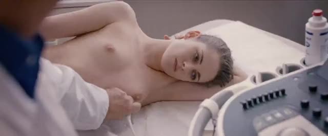 Kristen Stewart nude in Personal Shopper (2016)
