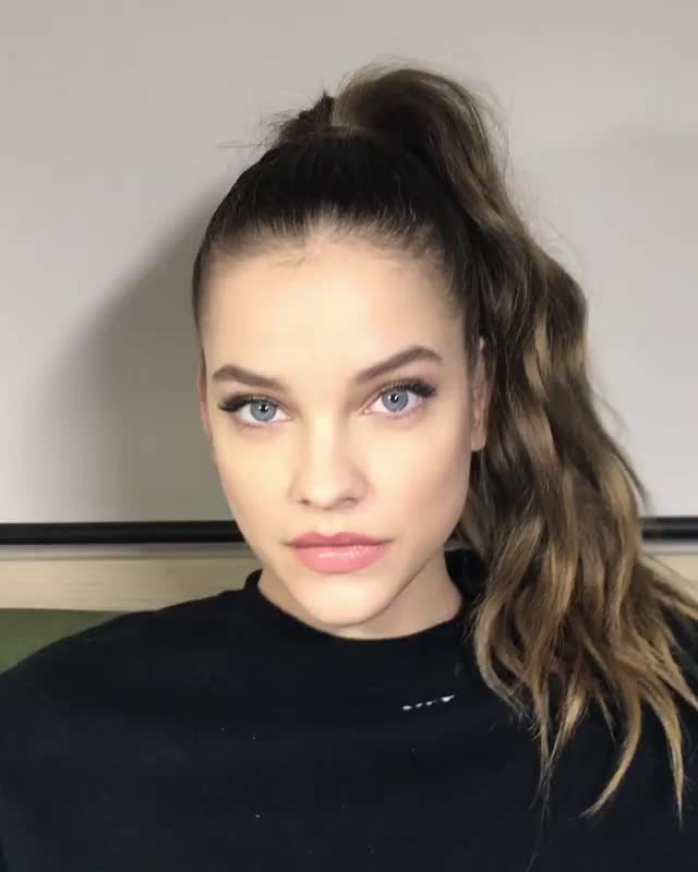 Barbara @realbarbarapalvin is perfection!!! ❤️?? Follow us for more great behind