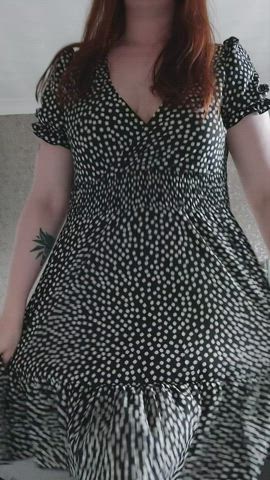 Do you like my new summer dress? 😇