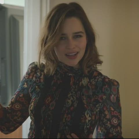 british celebrity emilia clarke clip