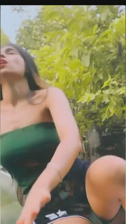 Braless Pokies TikTok clip