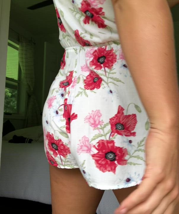 Rompers are the best, aren’t they!?