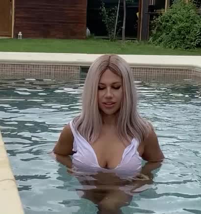 [MarrylouAnne] enjoying the morning pool