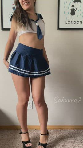 Let me show you how easy is to me out of this sailor outfit