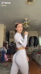 Teen TikTok Tits clip